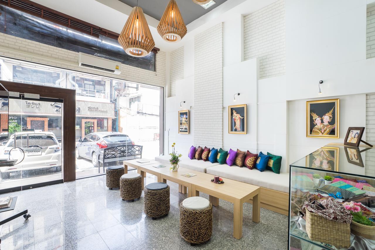 Hostel At Thonglor Bangkok Exterior photo