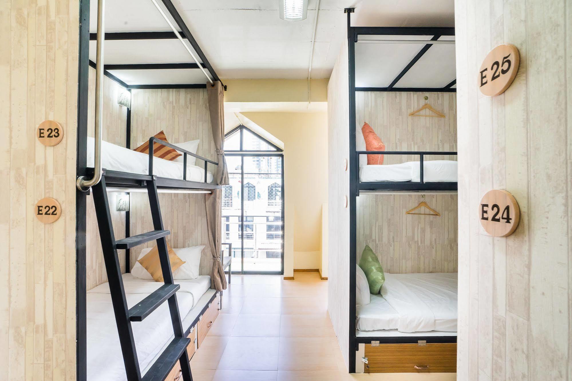 Hostel At Thonglor Bangkok Exterior photo